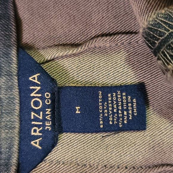 ARIZONA Jean Skirt Size Medium Juniors - Picture 6 of 6